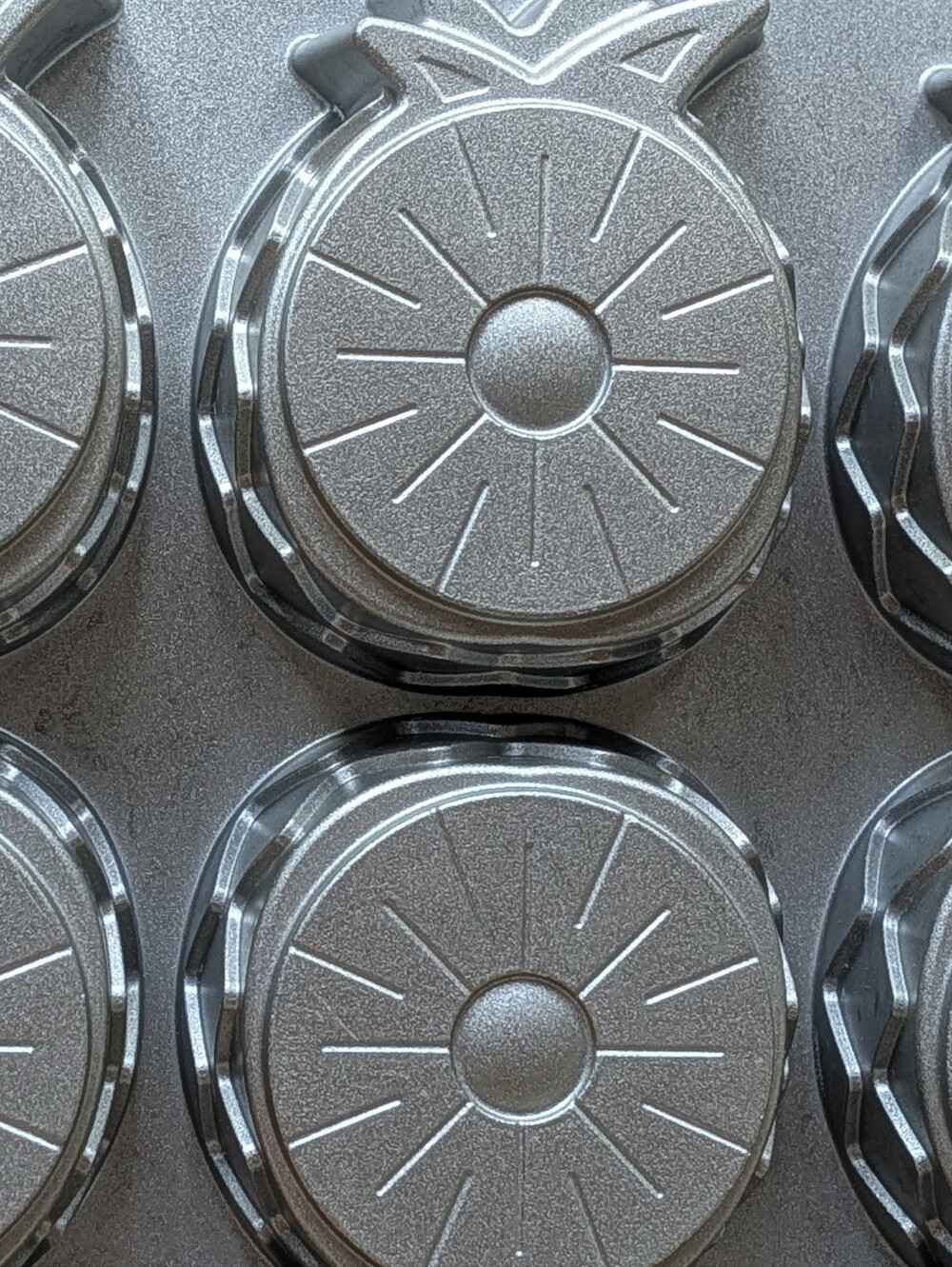 Nordic Ware, Mini Pineapple Upside Down Cake Pan - Picture 3 of 4